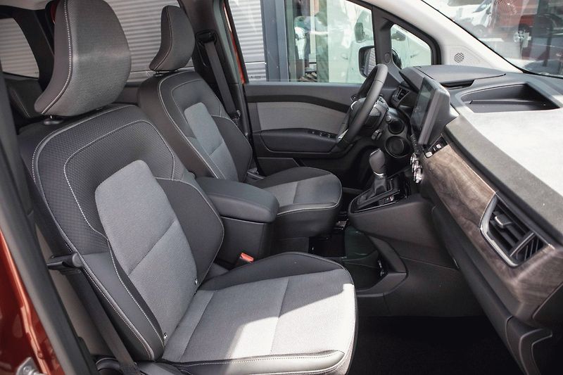 Renault Kangoo (2026) Techno TCe 130 EDC - fotka 19 z 37