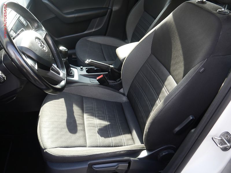 Škoda Octavia (2018) 1.5 TSI, ČR, Tour - fotka 9 z 16