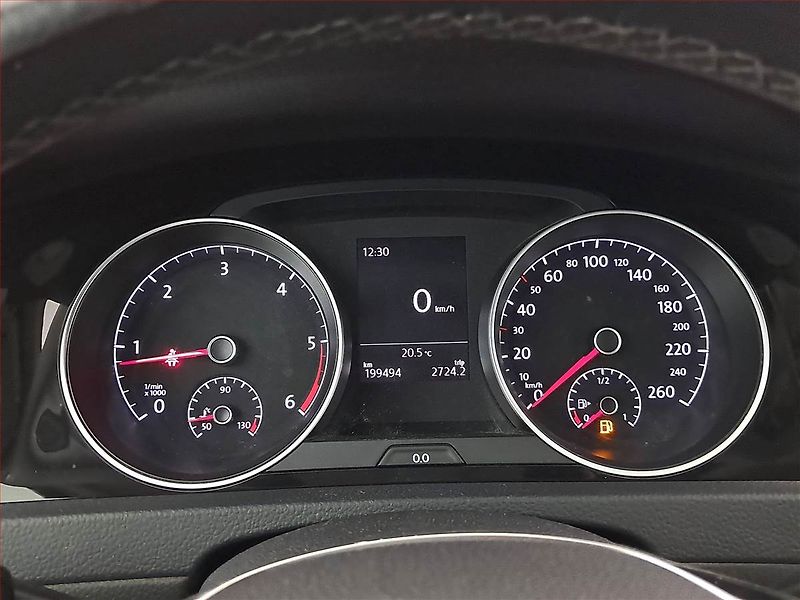 Volkswagen Golf (2015) 1.6 TDI, Serv.kniha, Tempomat - fotka 11 z 18