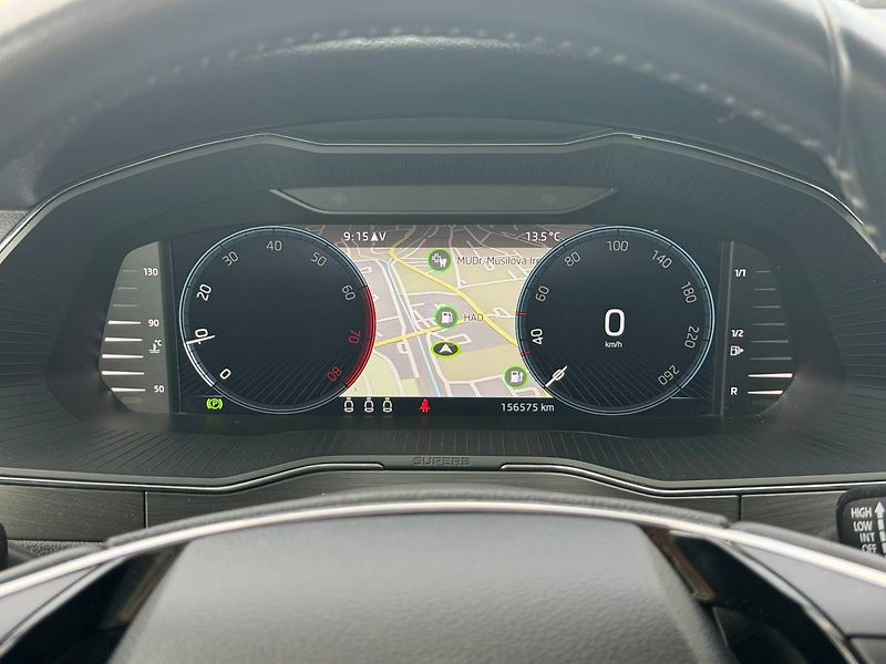 Škoda Superb Style 1,5 TSI 110 kW 6° MP - fotka 16 z 20