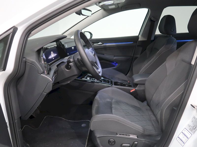 Volkswagen Golf (2022) STYLE 2.0TDI 110KW DSG - fotka 13 z 38