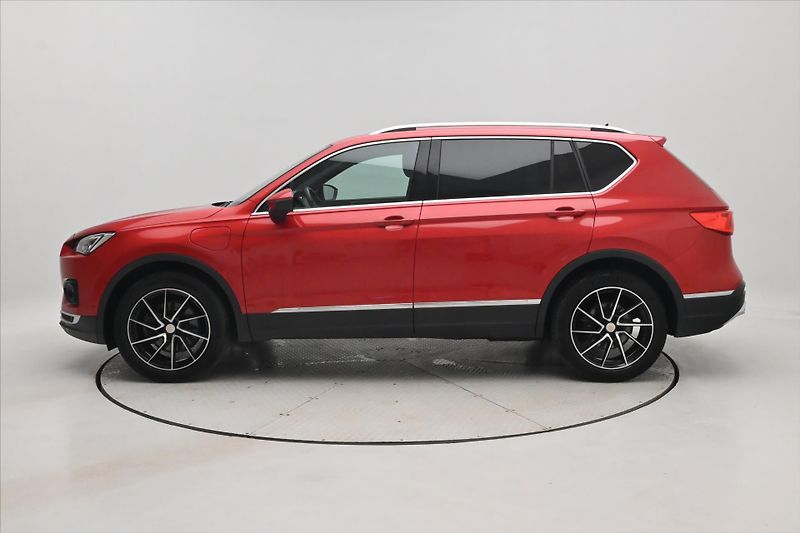 Seat Tarraco 1,4 TSI 180 kW e-Hybrid DSG Xc - fotka 8 z 33