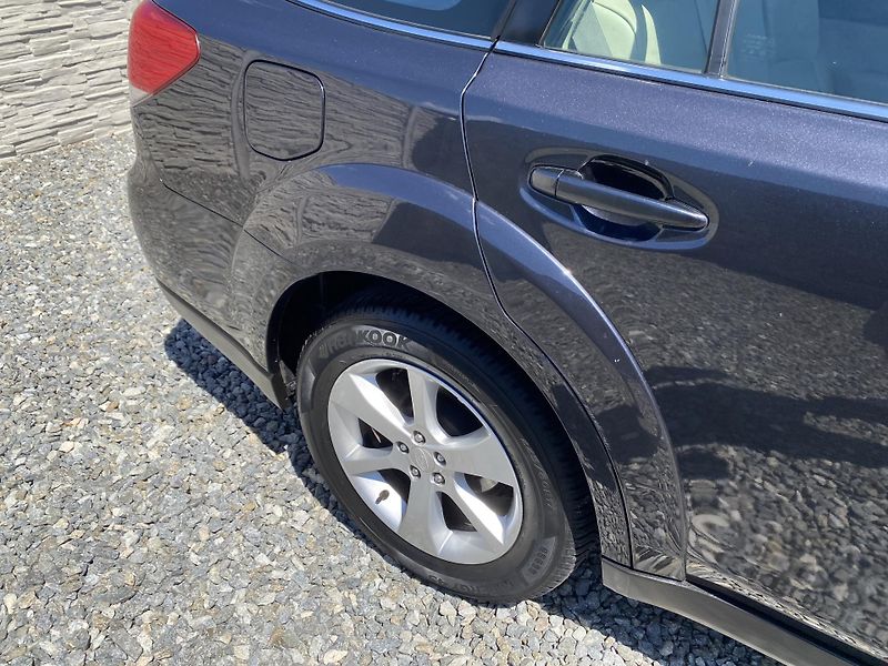 Subaru Outback 2.5i 170PS 4x4 BIFUEL PAN NAVI - fotka 50 z 157