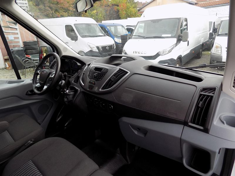 Ford Transit 2,2 TDCI LWB TREND 9 SD RAMPA - fotka 29 z 42
