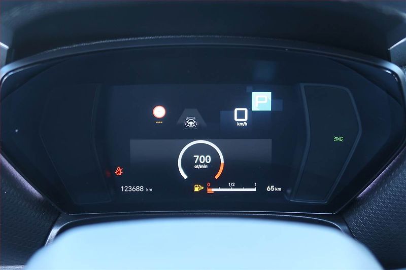 Citroën C5 X (2022) 1.6 PureTech, Automat - fotka 11 z 24