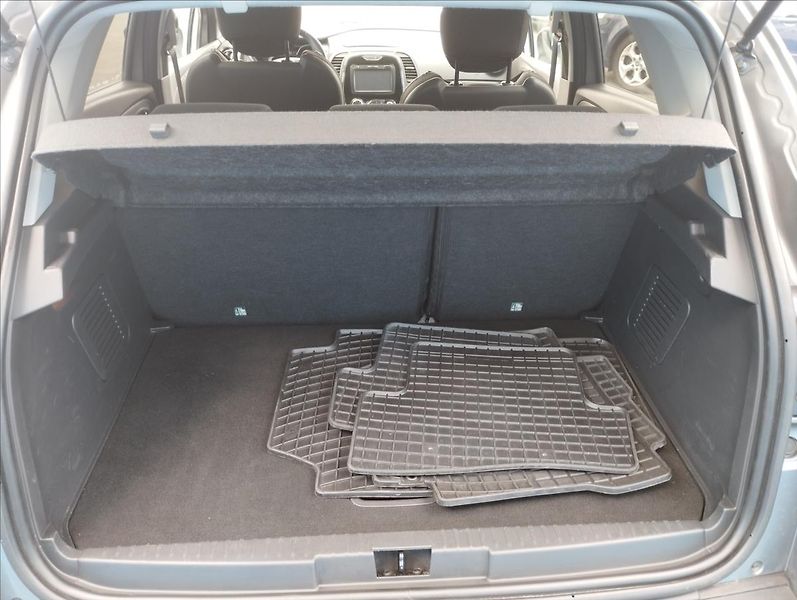 Renault Captur 1,5 DCi 66KW NAVI,DIGI KLIMA - fotka 19 z 20