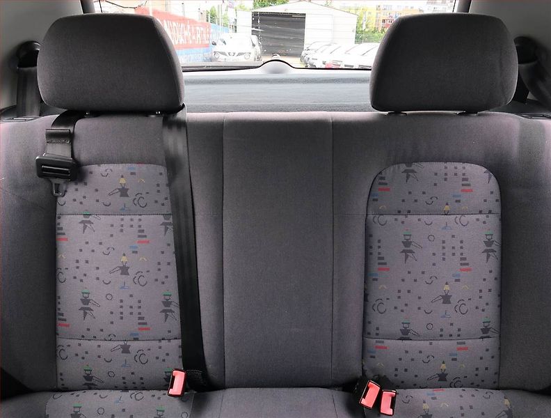 Škoda Fabia (2003) 1.2, levný provoz - fotka 10 z 14