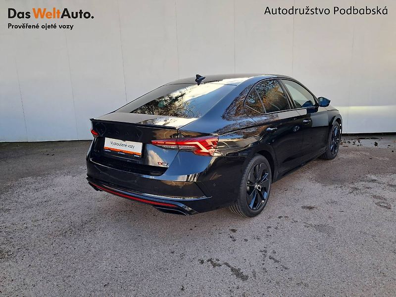 Škoda Octavia (2025) IV RS 2.0 TSI / 195 kW  DSG7 - fotka 2 z 32