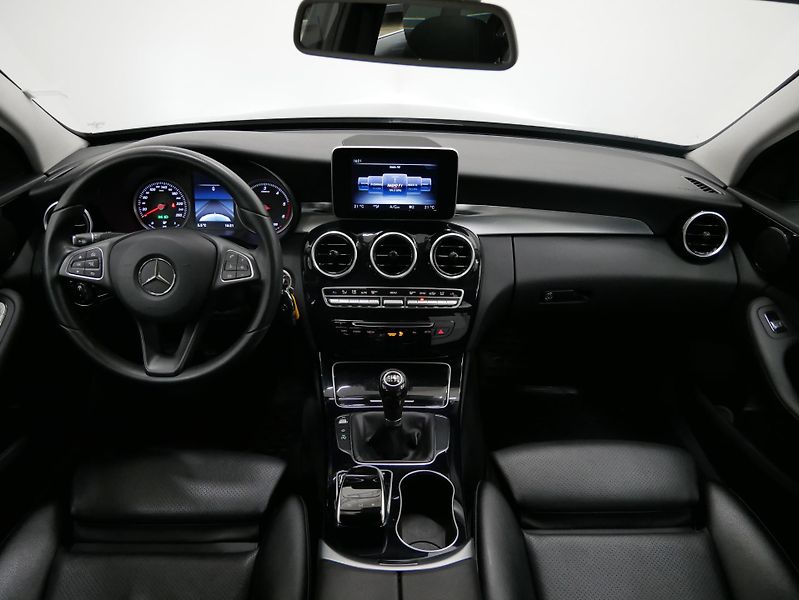 Mercedes-Benz Třídy C - fotka 5 z 25