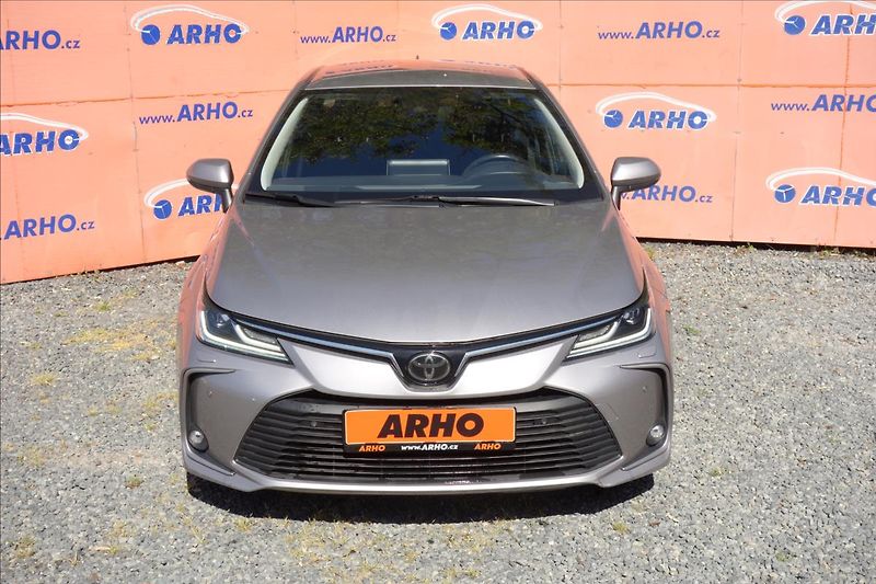 Toyota Corolla 1,6 VVT-i, ČR, 1 MAJ.,SERV.KN. - fotka 2 z 40
