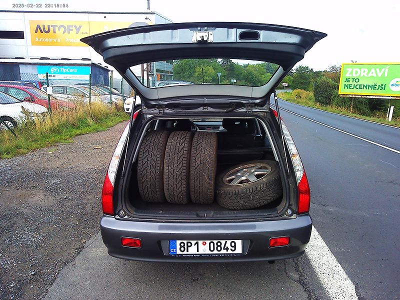 Mitsubishi Lancer 1.6 i, 72 kW, klima, nová STK - fotka 11 z 22