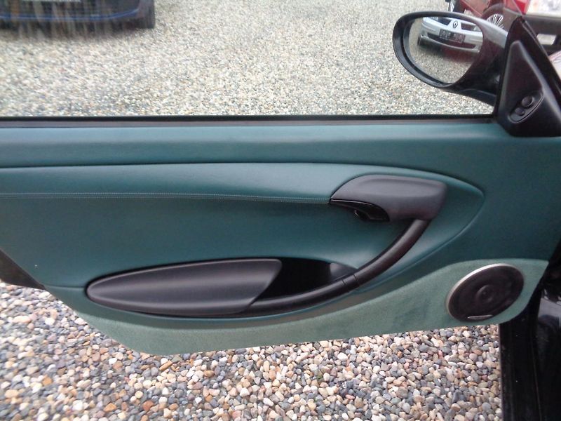 Porsche Boxster 2,5 - fotka 14 z 17