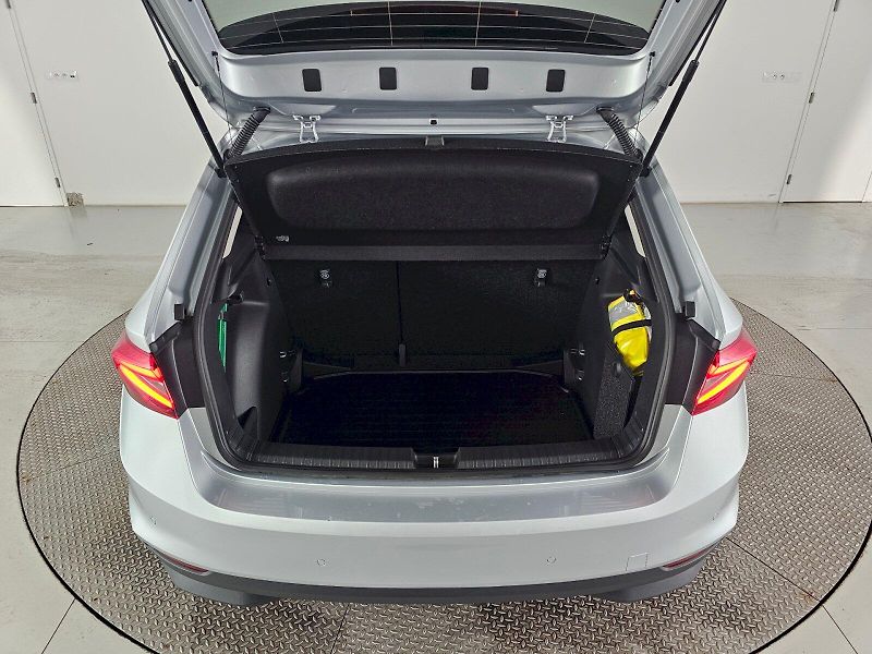Škoda Fabia (2025) 1.0TSi 85kW TOP SELECTION - fotka 27 z 27