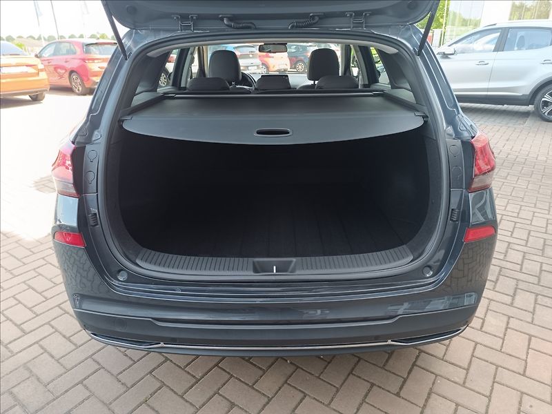 Hyundai i30 1,0 T-GDi Smart DCT - fotka 8 z 22