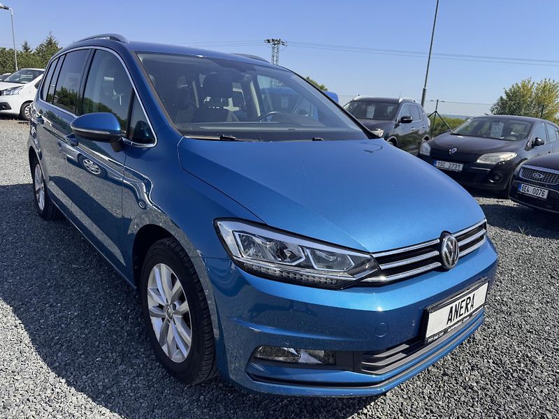 Volkswagen Touran 2.0 TDi, 110 kW, 97 tis km - fotka 1 z 18