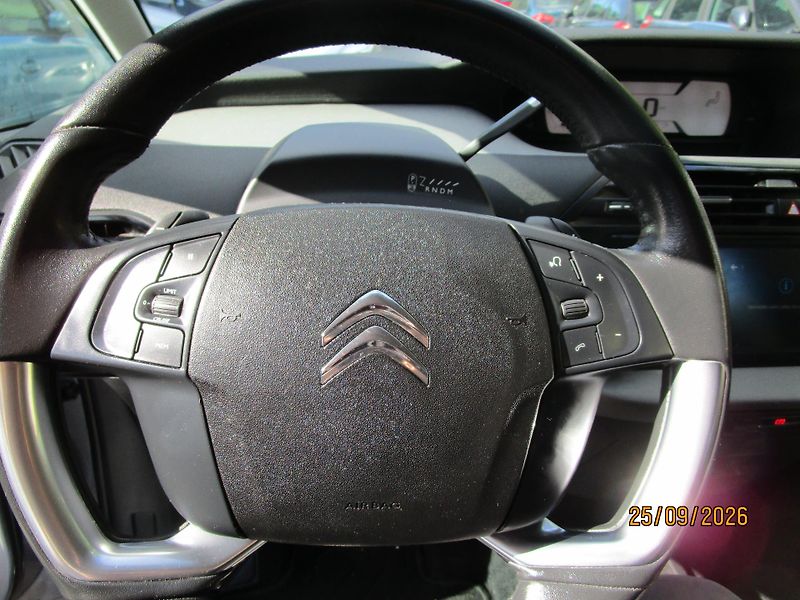 Citroën Grand C4 SpaceTourer (2020) 1,5 HDi 7 míst - fotka 13 z 32