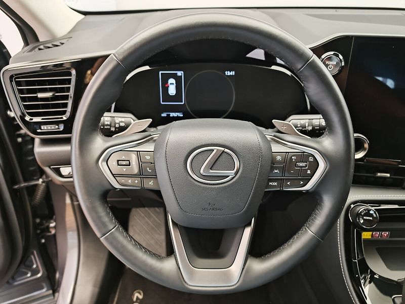 Lexus NX 450h plus 450h+ Plug-in Hybrid EXECUTIVE - fotka 33 z 44
