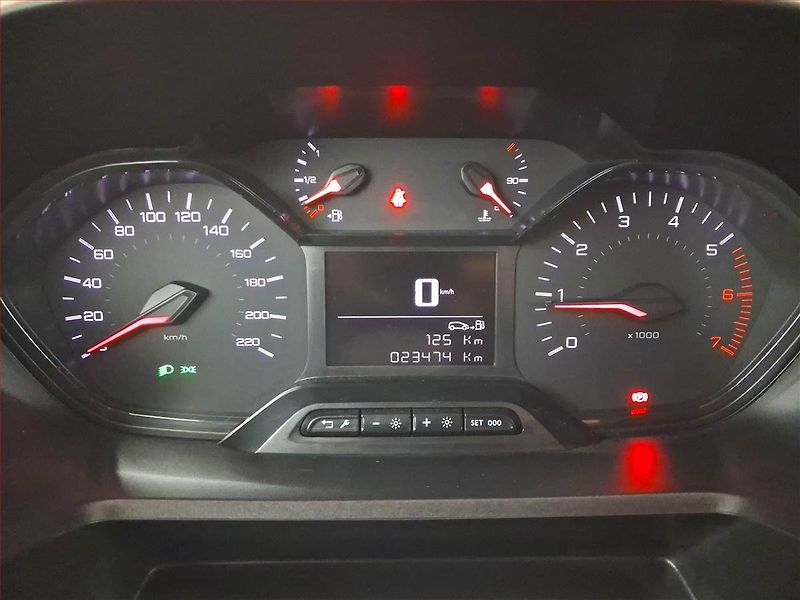 Peugeot Partner (2023) 1.5 BlueHDi, 3Místa, ČR, DPH - fotka 8 z 15