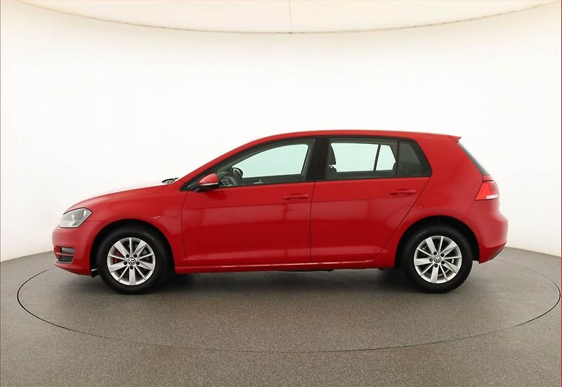 Volkswagen Golf (2013) 1.2 TSI, Tempomat - fotka 3 z 18