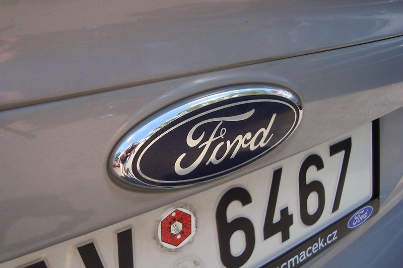 Ford Mondeo (2011) 2.0TDCi,AUT, Najeto 93Tis.km ! - fotka 17 z 75