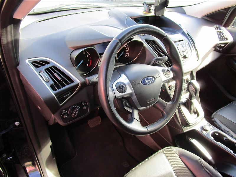 Ford Kuga 1.5 EcoBoost AWD, automat - fotka 12 z 42