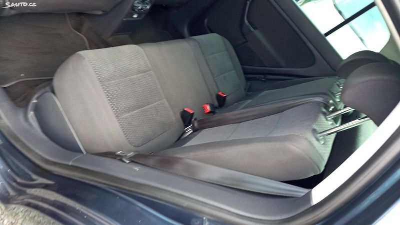 Volkswagen Golf Plus (2013) - fotka 18 z 37
