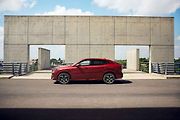 BMW iX2 xDrive30