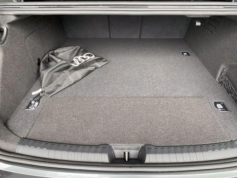 Audi A6 e-hybrid q S-Line 360 Tech+ - fotka 16 z 16