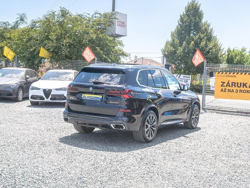 BMW X5 (2023) 3.0D 50E – NOVÉ V ČR - fotka 5 z 70
