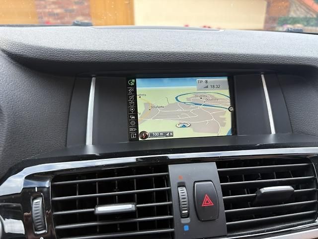 BMW X4 X DRIVE 20D - fotka 23 z 29