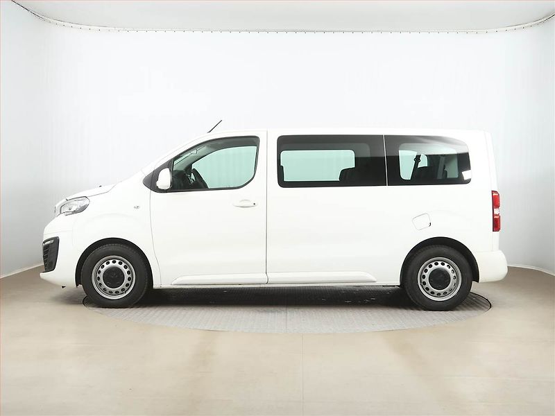 Peugeot Expert (2018) 2.0 BlueHDi, Bus, 9Míst, ČR - fotka 3 z 19