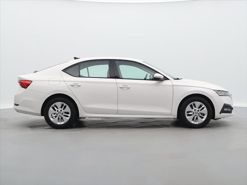 Škoda Octavia 1,5 TSI e-TEC 110kW DSG CZ - fotka 8 z 29