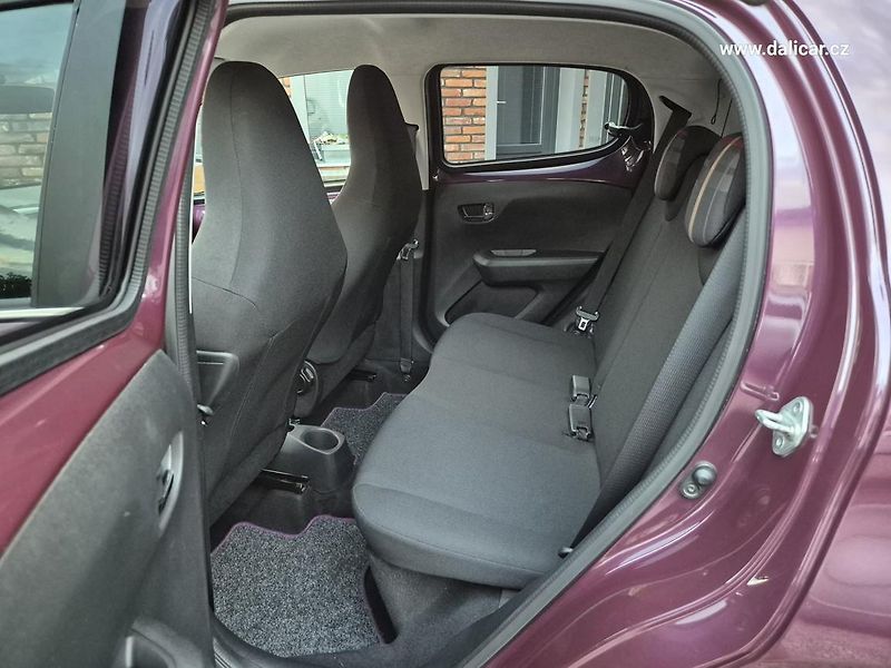 Peugeot 108 (2015) 1.0VTi 51KW Active Klimatronik - fotka 41 z 54