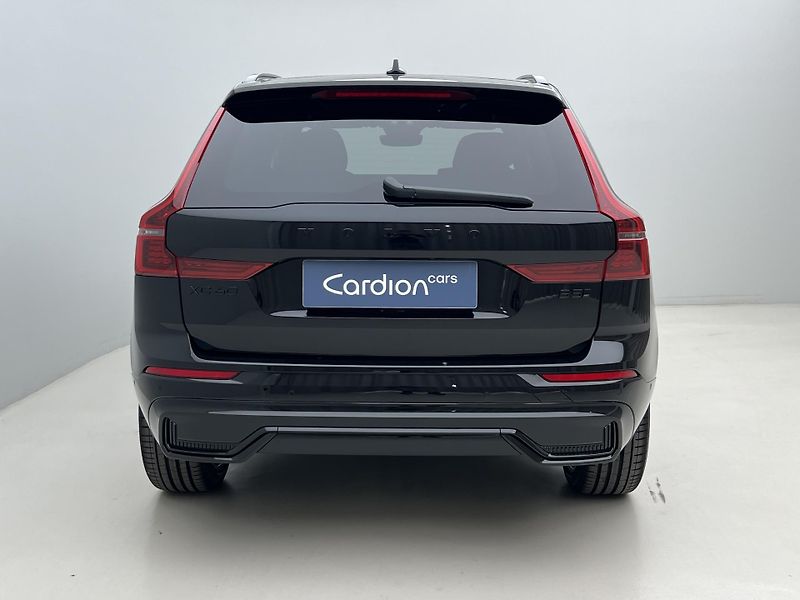 Volvo XC60 (2026) B5 AWD BLACK EDITION PLUS AUT - fotka 10 z 45