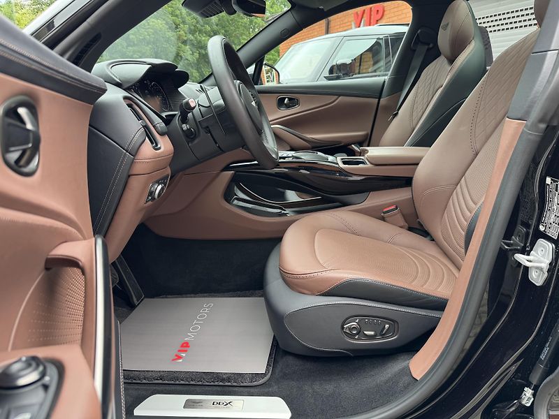 Aston Martin DBX V8-BLACK-R23-ZÁRUKA-12TKM - fotka 15 z 46