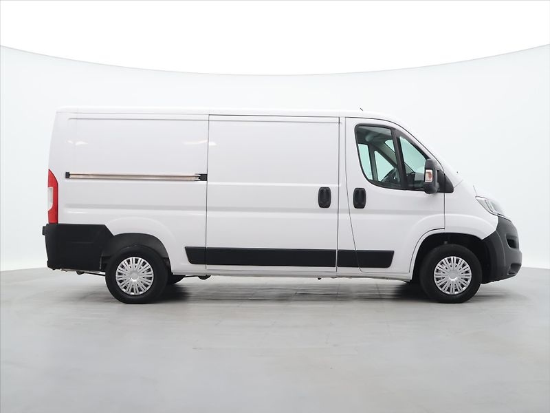 Citroën Jumper 2,2 HDI 103KW Klima 1.Maj. DPH - fotka 8 z 25