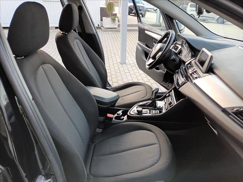 BMW Řada 2 1,5 216d,85KW,ActiveTourer,Man - fotka 26 z 44
