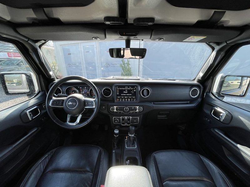 Jeep Wrangler 2.2CRD, ČR, Overland, 4x4 - fotka 18 z 38
