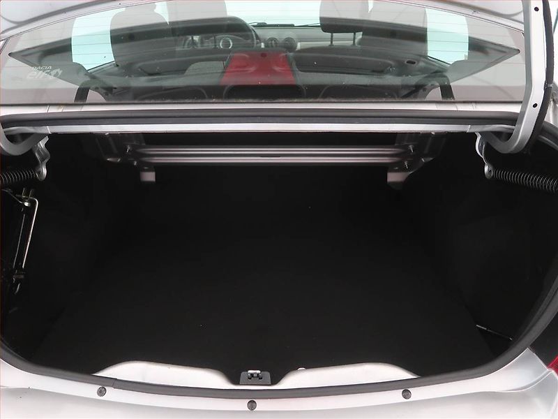 Dacia Logan (2010) 1.4, ČR,1.maj, udržované - fotka 11 z 11