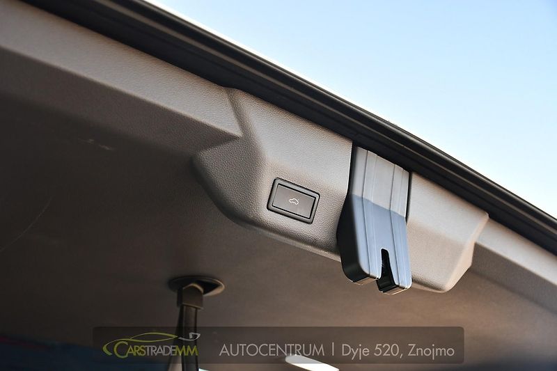 Volkswagen Multivan 2,0TDi STYLE ČR 1.MAJ  - fotka 54 z 61