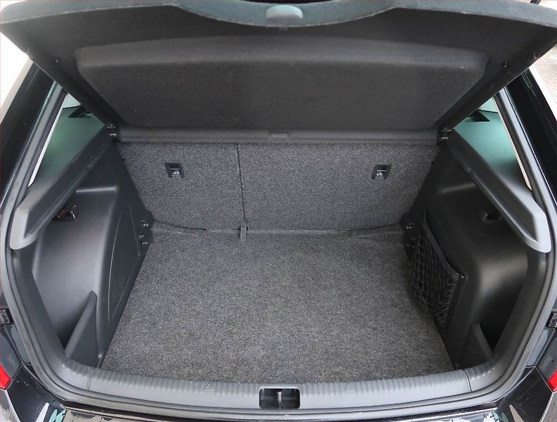 Škoda Rapid (2015) Spaceback 1.4 TSI, Automat - fotka 14 z 16