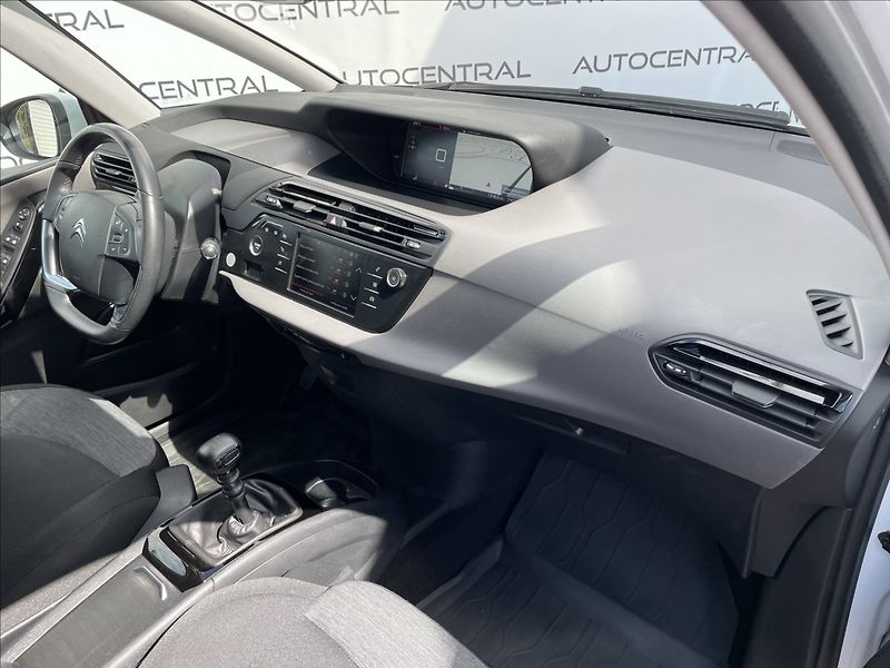 Citroën C4 SpaceTourer 1,2 i,96kW,STK 5/28 - fotka 20 z 24