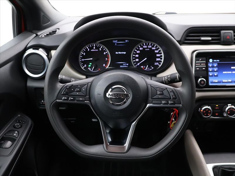 Nissan Micra 1.0 i 52kW CZ Acenta - fotka 17 z 33
