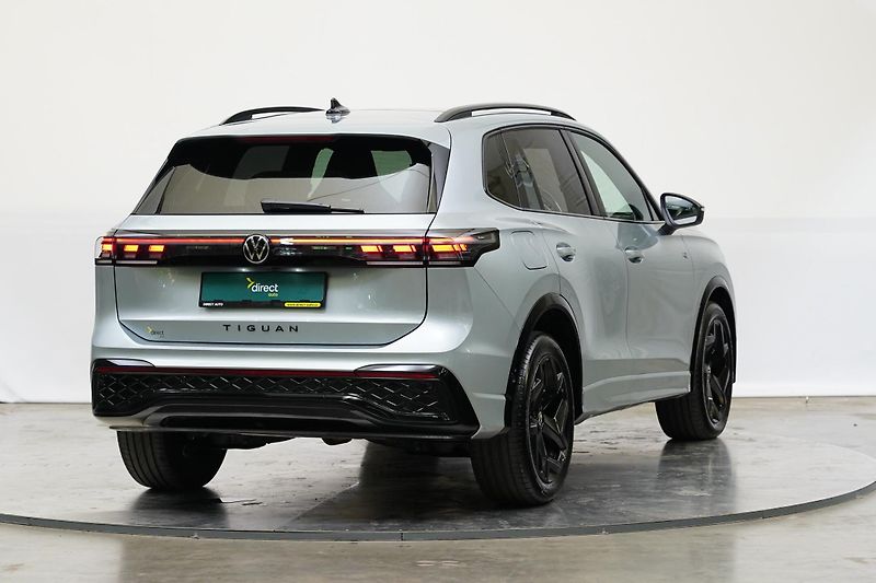 Volkswagen Tiguan - fotka 2 z 26