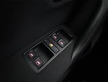 Volkswagen Polo (2016) 1.2 TSI, Automat, ČR,1.maj - náhled 16