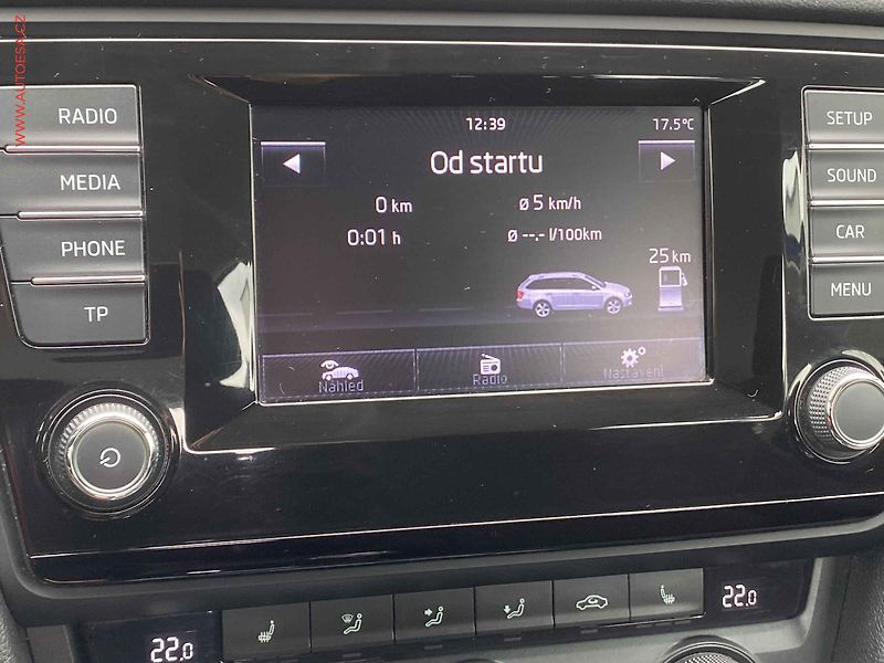 Škoda Octavia (2013) 1.6 TDi, ČR, Elegance, bixen - fotka 15 z 17