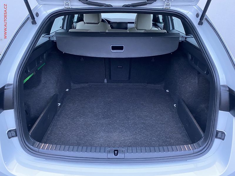 Škoda Octavia (2020) 2.0 TDi, ČR, Style, LED - fotka 7 z 21