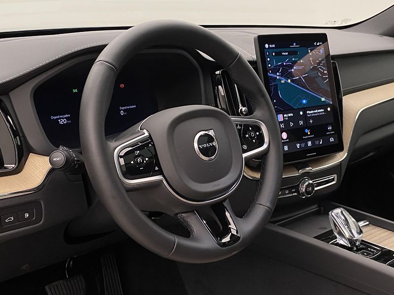Volvo XC60 T8 AWD RECHARGE ULTRA BRIGHT - fotka 19 z 67