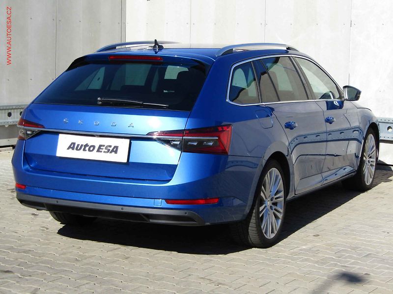 Škoda Superb (2022) 2.0 TDi 4x4, ČR, Style, DSG - fotka 4 z 26