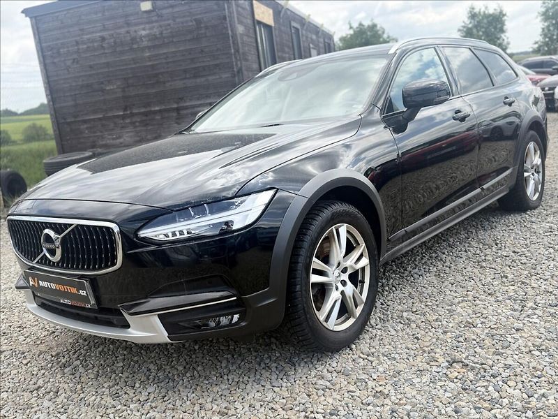 Volvo V90 2,0 CROSS COUNTRY DPH NOVÉ ČR - fotka 1 z 31
